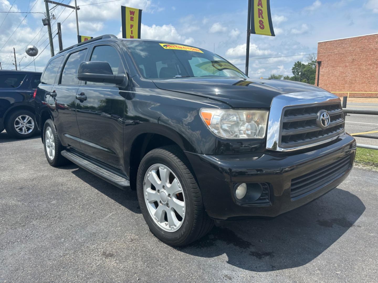 2010 Toyota Sequoia (5TDZM5G11AS) , located at 419 N 18th St., Monroe, LA, 71201, (318) 410-9250, 32.514370, -92.105133 - Photo#0